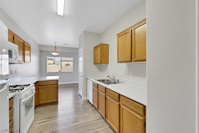 499 Lost Eagle, Henderson, NV 89012