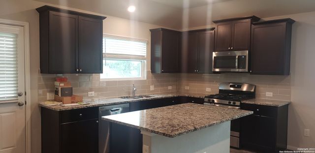 6022 Akin Quay, San Antonio, TX 78261
