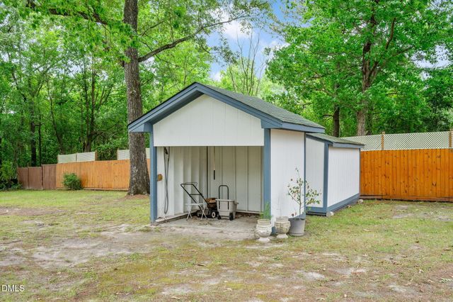 3007 Red Circle, Willow Spring, NC 27592