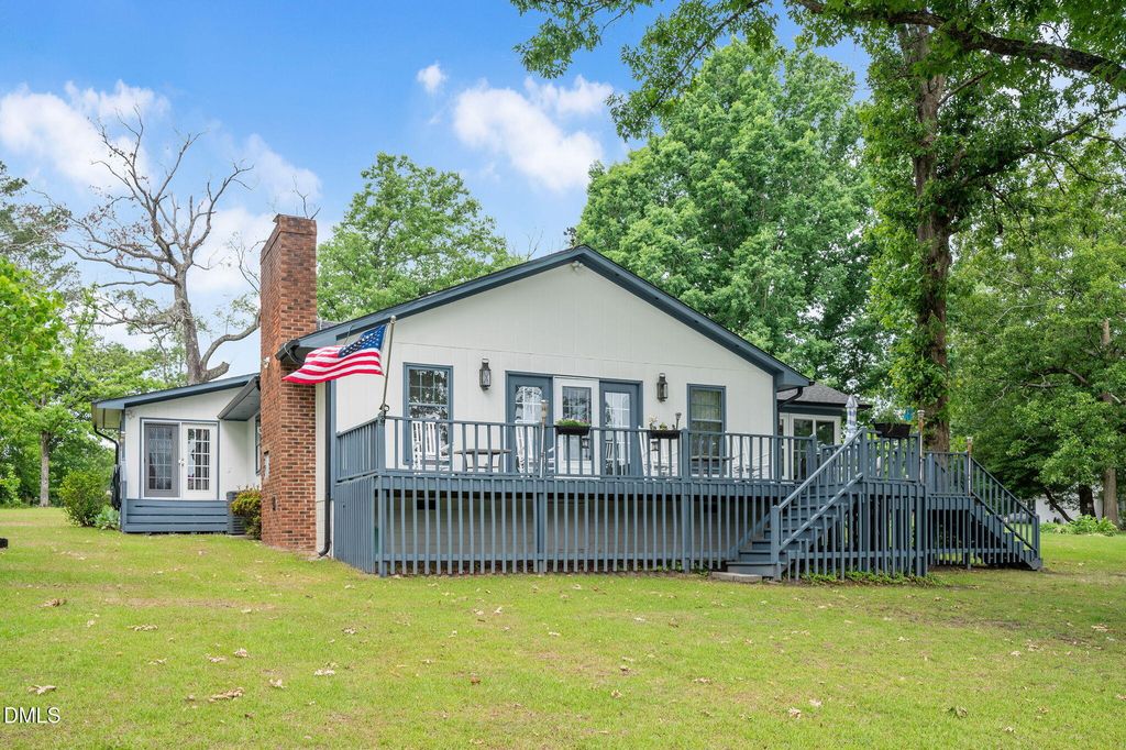 3007 Red Circle, Willow Spring, NC 27592