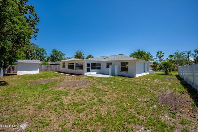 710 Lindenwood Circle E, Ormond Beach, FL 32174