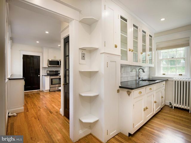 625 NEW GULPH RD, Bryn Mawr, PA 19010