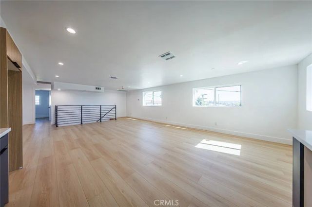 1332 Longwood Avenue 3, Los Angeles, CA 90019
