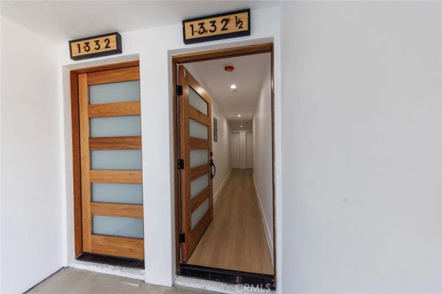 1332 Longwood Avenue 3, Los Angeles, CA 90019