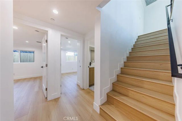 1332 Longwood Avenue 3, Los Angeles, CA 90019