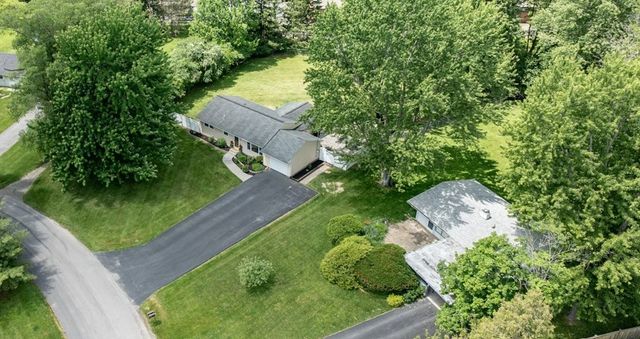 34 Faircrest Road, Henrietta, NY 14623