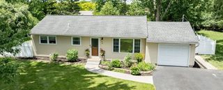 34 Faircrest Road, Henrietta, NY 14623