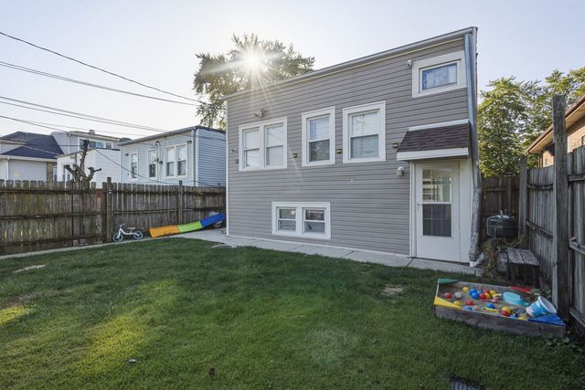 2523 S 58TH Court, Cicero, IL 60804