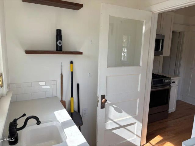 3128 Mills Avenue, Glendale, CA 91214