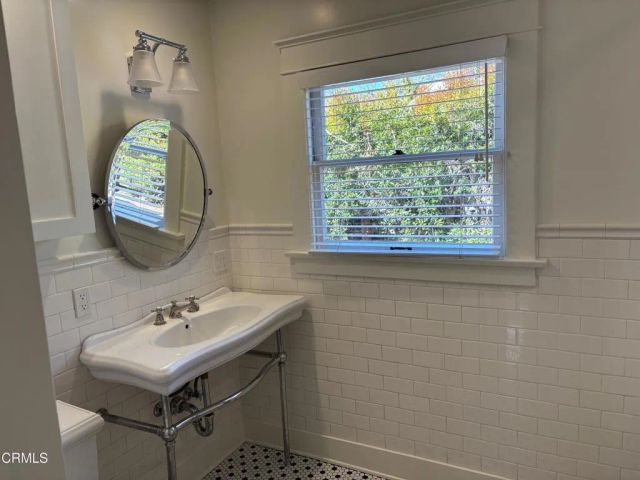 3128 Mills Avenue, Glendale, CA 91214