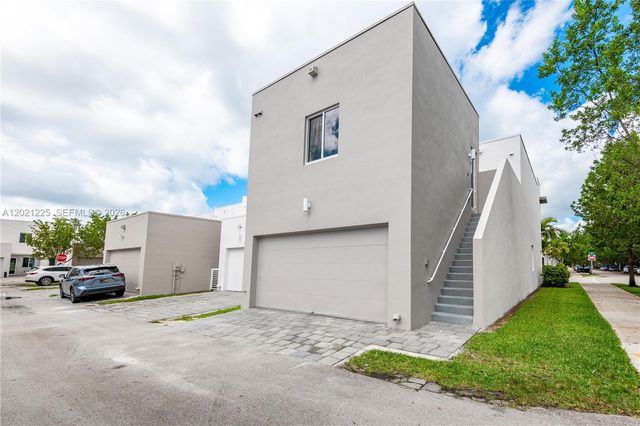 6681 NW 104th Avenue, Doral, FL 33178