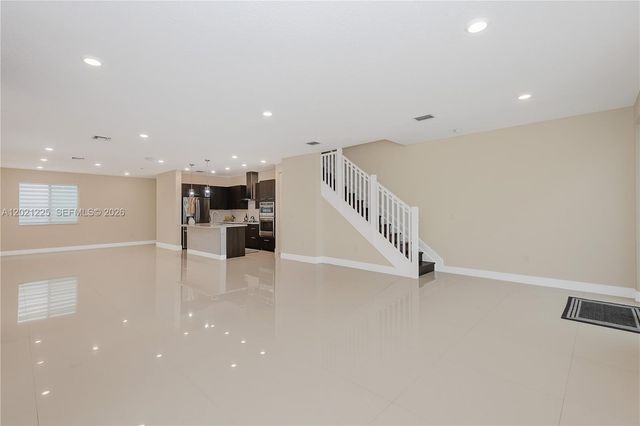 6681 NW 104th Avenue, Doral, FL 33178