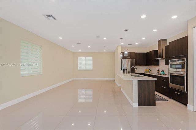 6681 NW 104th Avenue, Doral, FL 33178