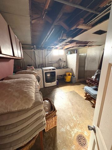 631 Bent Street, Elgin, IL 60120