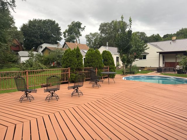 631 Bent Street, Elgin, IL 60120