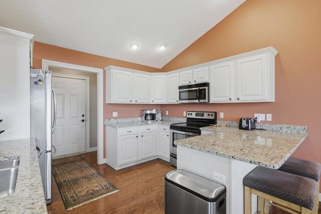 5706 Castlewood Drive 0, Bettendorf, IA 52722
