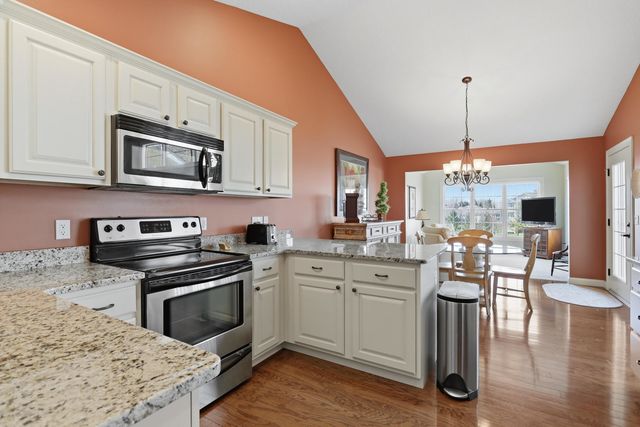 5706 Castlewood Drive 0, Bettendorf, IA 52722