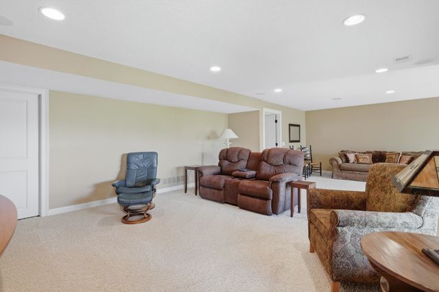 5706 Castlewood Drive 0, Bettendorf, IA 52722