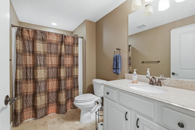 5706 Castlewood Drive 0, Bettendorf, IA 52722