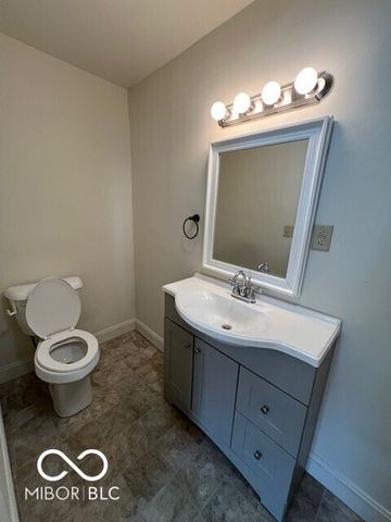 34 Mildred Street, Shelbyville, IN 46176