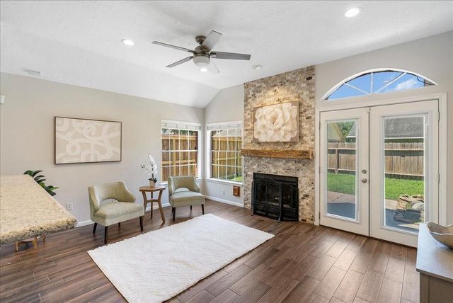 8323 Lake Crystal Drive, Houston, TX 77095