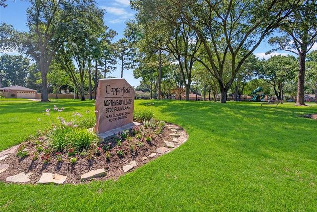 8323 Lake Crystal Drive, Houston, TX 77095