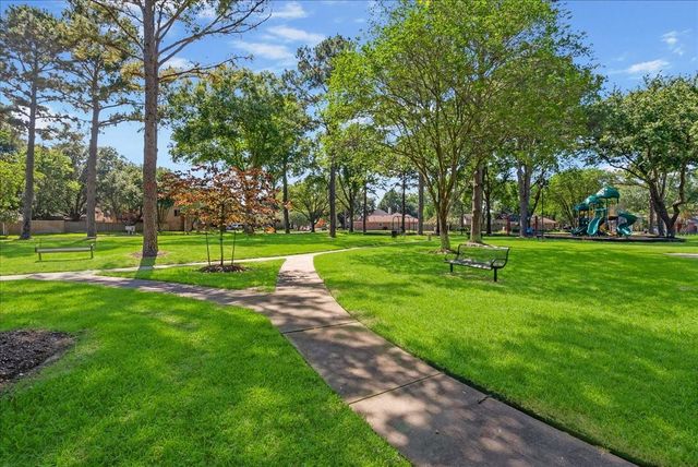 8323 Lake Crystal Drive, Houston, TX 77095