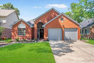 8323 Lake Crystal Drive, Houston, TX 77095
