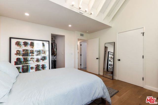 2922 Highland Avenue, Santa Monica, CA 90405