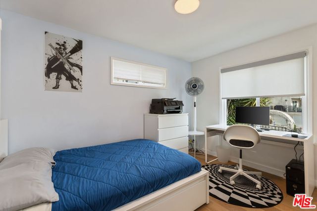 2922 Highland Avenue, Santa Monica, CA 90405