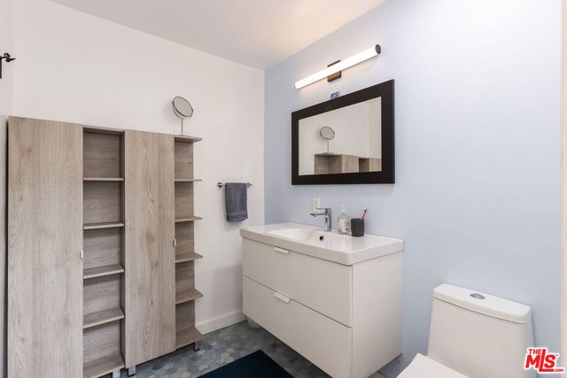 2922 Highland Avenue, Santa Monica, CA 90405