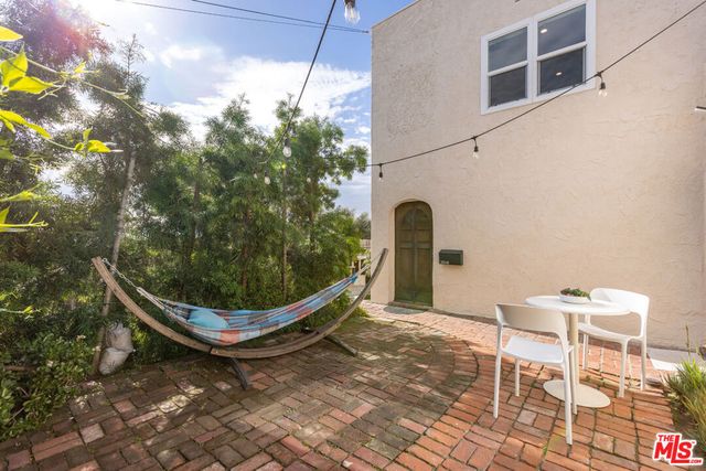 2922 Highland Avenue, Santa Monica, CA 90405