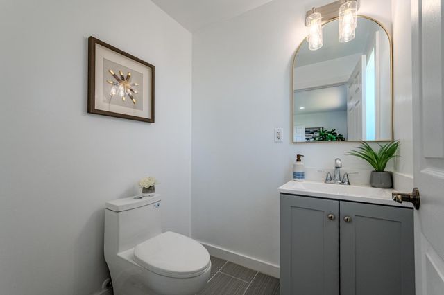 339 Kings Road, Brisbane, CA 94005