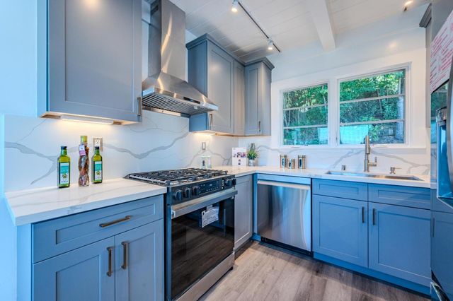 339 Kings Road, Brisbane, CA 94005