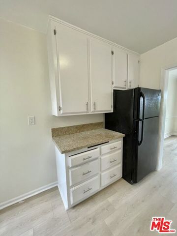 1600 N Martel Avenue B, Los Angeles, CA 90046
