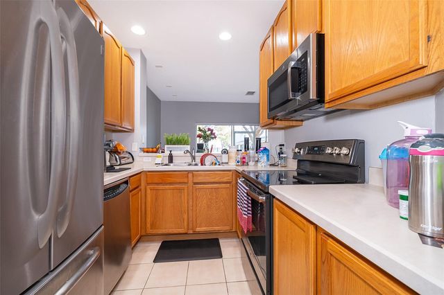 9377 JASMINE FLOWER LANE 9377, Orlando, FL 32832