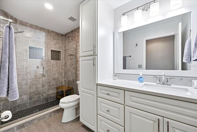 1050 STARKEY ROAD 2301, Largo, FL 33771