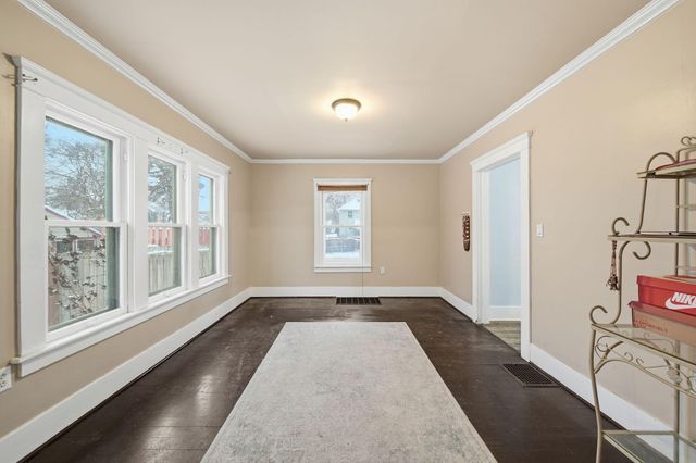 330 N West Avenue, Jackson City, MI 49201