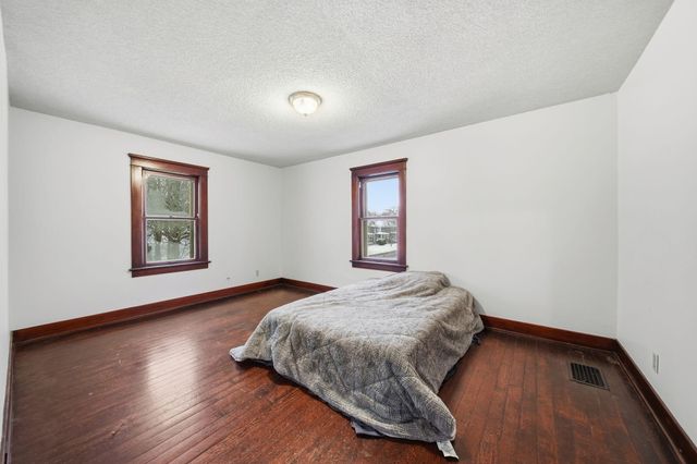 330 N West Avenue, Jackson City, MI 49201