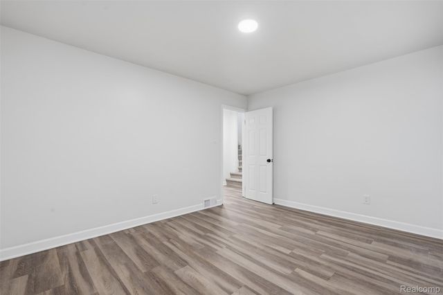 5200 Balfour Road, Detroit, MI 48224