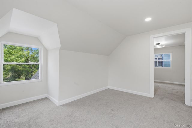 5200 Balfour Road, Detroit, MI 48224