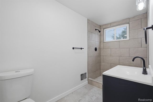 5200 Balfour Road, Detroit, MI 48224