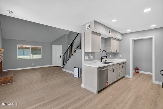 222 W BROWN Road 99, Mesa, AZ 85201