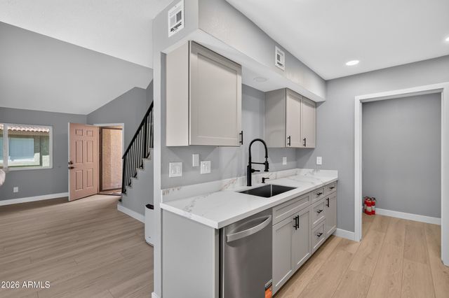 222 W BROWN Road 99, Mesa, AZ 85201