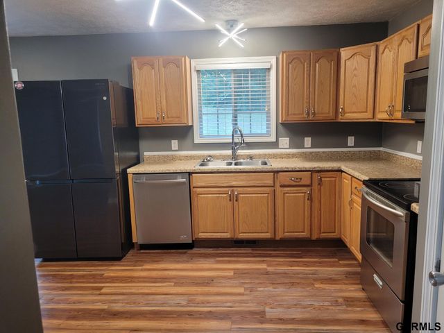 718 A Street, Plattsmouth, NE 68048