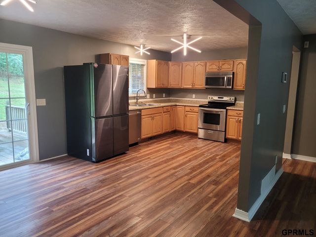718 A Street, Plattsmouth, NE 68048