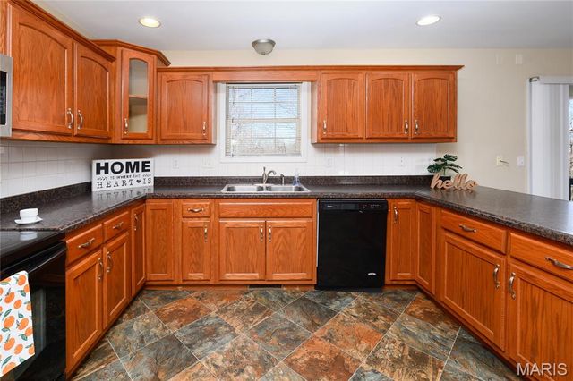 19252 Lambert Lane, Waynesville, MO 65583