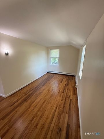 125 High Ridge Drive, Bridgeport, CT 06606