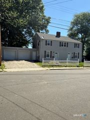 125 High Ridge Drive, Bridgeport, CT 06606