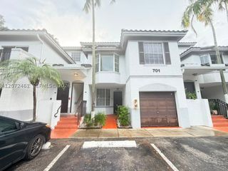 701 SW 148th Ave 104, Sunrise, FL 33325